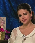 Selena_Gomez__I_m_a_Typical_Teenager_With_Ups_and_Downs_mp40021.jpg