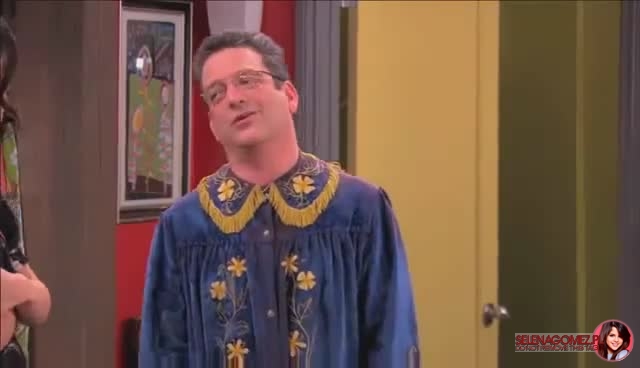 wizards_of_waverly_place_season_4_episode_2_part_2_mp40425.jpg
