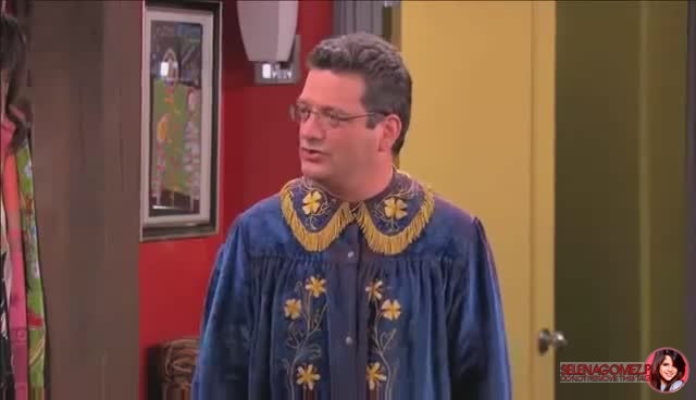 wizards_of_waverly_place_season_4_episode_2_part_2_mp40433.jpg