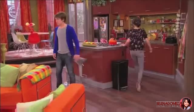 wizards_of_waverly_place_season_4_episode_2_part_2_mp40448.jpg