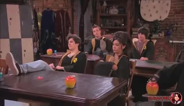 wizards_of_waverly_place_season_4_episode_2_part_2_mp40470.jpg