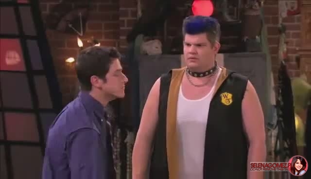 wizards_of_waverly_place_season_4_episode_2_part_2_mp40482.jpg