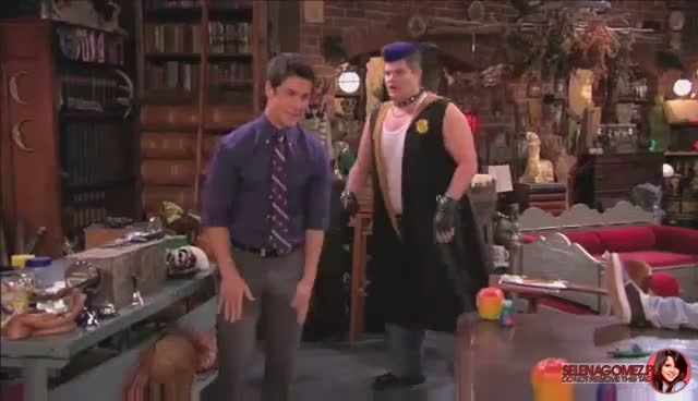 wizards_of_waverly_place_season_4_episode_2_part_2_mp40505.jpg