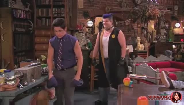 wizards_of_waverly_place_season_4_episode_2_part_2_mp40511.jpg