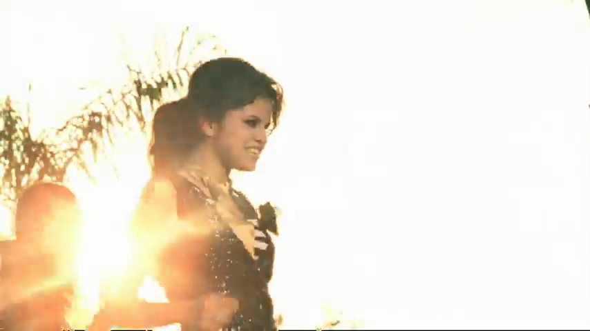Selena_Gomez_-_Tell_Me_Something_I_Don_t_Know_-_YouTube_28480p29_mp40259.png