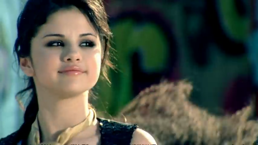 Selena_Gomez_-_Tell_Me_Something_I_Don_t_Know_-_YouTube_28480p29_mp40344.png