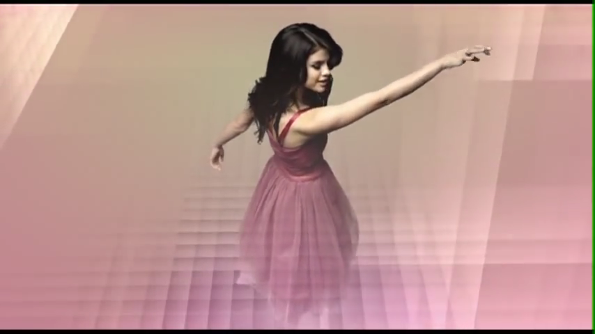 Selena_Gomez___The_Scene_-_Naturally_-_YouTube_28480p29_mp40566.png