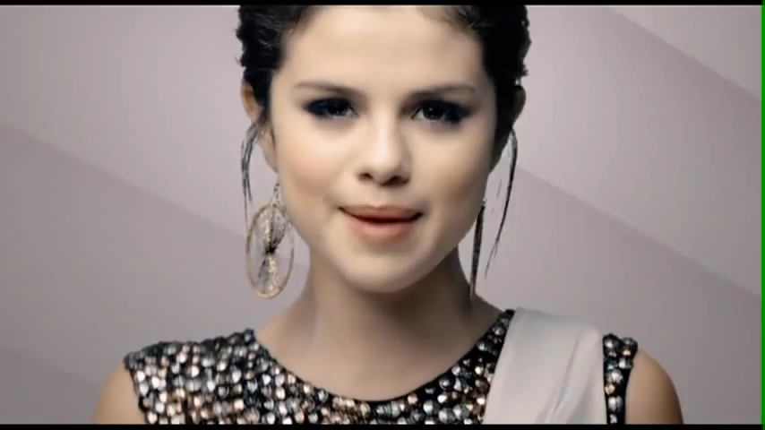 Selena_Gomez___The_Scene_-_Naturally_-_YouTube_28480p29_mp40676.png