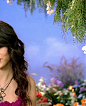 Selena_Gomez_-_Fly_to_Your_Heart_-_YouTube_28720p29_mp40018.png