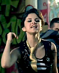 Selena_Gomez_-_Tell_Me_Something_I_Don_t_Know_-_YouTube_28480p29_mp40247.png