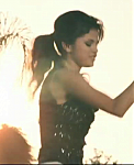Selena_Gomez_-_Tell_Me_Something_I_Don_t_Know_-_YouTube_28480p29_mp40275.png