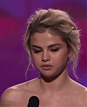 Selena_Gomez_Tearfully_Accepts_Woman_of_the_Year_Award_at_Billboard_s_Women_in_Music_2017_-_YouTube_28480p29_mp40146.png