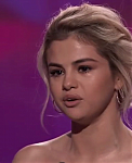 Selena_Gomez_Tearfully_Accepts_Woman_of_the_Year_Award_at_Billboard_s_Women_in_Music_2017_-_YouTube_28480p29_mp40199.png