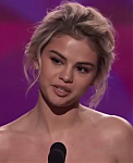 Selena_Gomez_Tearfully_Accepts_Woman_of_the_Year_Award_at_Billboard_s_Women_in_Music_2017_-_YouTube_28480p29_mp40235.png