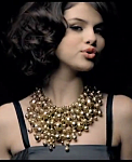 Selena_Gomez___The_Scene_-_Naturally_-_YouTube_28480p29_mp40366.png