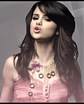 Selena_Gomez___The_Scene_-_Naturally_-_YouTube_28480p29_mp40537.png