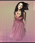 Selena_Gomez___The_Scene_-_Naturally_-_YouTube_28480p29_mp40546.png