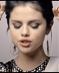 Selena_Gomez___The_Scene_-_Naturally_-_YouTube_28480p29_mp40612.png