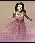 Selena_Gomez___The_Scene_-_Naturally_-_YouTube_28480p29_mp40633.png