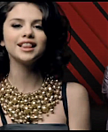 Selena_Gomez___The_Scene_-_Naturally_-_YouTube_28480p29_mp40643.png