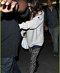 selena-gomez-back-in-los-angeles-after-press-tour-03.jpg