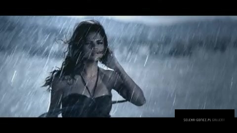Selena_Gomez___The_Scene_-_A_Year_Without_Rain_274.jpg