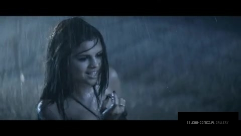 Selena_Gomez___The_Scene_-_A_Year_Without_Rain_281.jpg