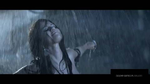 Selena_Gomez___The_Scene_-_A_Year_Without_Rain_299.jpg
