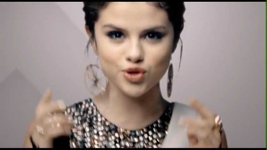 Selena_Gomez___The_Scene_-_Naturally_-_YouTube_28480p29_mp40614.png
