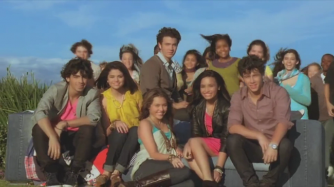 Disney_Channel_Stars___Send_It_On_5BOfficial_HD_Music_Video5D_-_YouTube_281080p29_mp41163.png