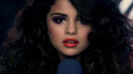 Selena_Gomez___The_Scene_-_Love_You_Like_A_Love_Song_362.jpg