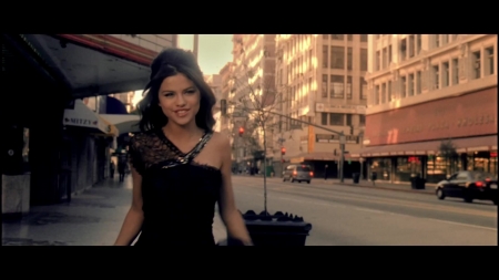 Selena_Gomez___The_Scene_-_Who_Says_068.jpg