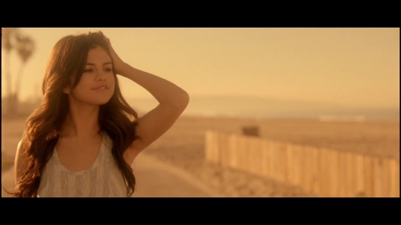 Selena_Gomez___The_Scene_-_Who_Says_284.jpg