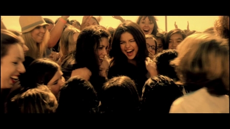 Selena_Gomez___The_Scene_-_Who_Says_318.jpg