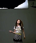 Selena_Gomez_-_Falling_Down_28Official_Video29_HD_067.jpg