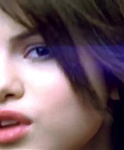 Selena_Gomez_-_Falling_Down_28Official_Video29_HD_076.jpg
