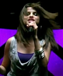 Selena_Gomez_-_Falling_Down_28Official_Video29_HD_135.jpg