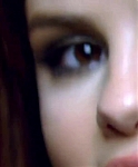 Selena_Gomez_-_Falling_Down_28Official_Video29_HD_143.jpg