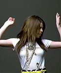 Selena_Gomez_-_Falling_Down_28Official_Video29_HD_161.jpg