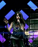 Selena_Gomez_-_Falling_Down_28Official_Video29_HD_170.jpg