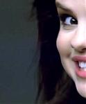 Selena_Gomez_-_Falling_Down_28Official_Video29_HD_183.jpg