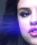Selena_Gomez_-_Falling_Down_28Official_Video29_HD_219.jpg