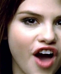 Selena_Gomez_-_Falling_Down_28Official_Video29_HD_290.jpg