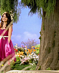 Selena_Gomez_-_Fly_to_Your_Heart_-_YouTube_28720p29_mp40024.png