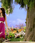 Selena_Gomez_-_Fly_to_Your_Heart_-_YouTube_28720p29_mp40025.png