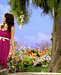 Selena_Gomez_-_Fly_to_Your_Heart_-_YouTube_28720p29_mp40026.png
