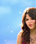Selena_Gomez_-_Fly_to_Your_Heart_-_YouTube_28720p29_mp40029.png