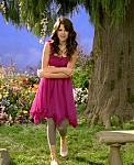 Selena_Gomez_-_Fly_to_Your_Heart_-_YouTube_28720p29_mp40031.png