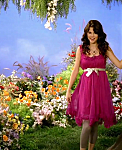Selena_Gomez_-_Fly_to_Your_Heart_-_YouTube_28720p29_mp40042.png