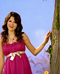 Selena_Gomez_-_Fly_to_Your_Heart_-_YouTube_28720p29_mp40052.png